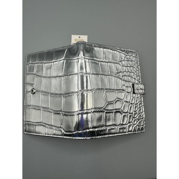 Michael Kors Empire Silver Crocodile Embossed Leather Passport Wallet **READ** - Picture 14 of 16